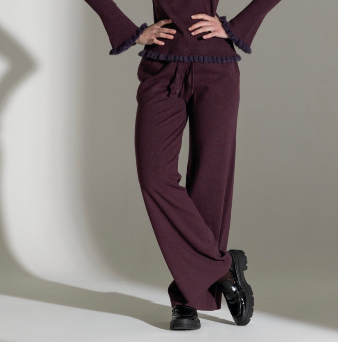 PANTALONE IN MAGLIA LEA SWANN